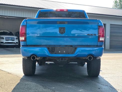 Used 2018 RAM 1500 Sport w/ Hydro Blue Sport Package AWD/4WD image 4