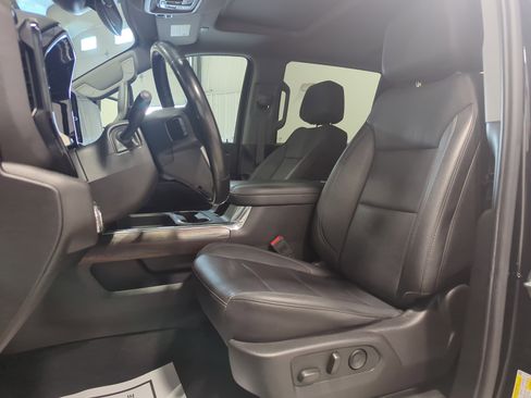 Used 2024 GMC Sierra 2500 SLT w/ SLT Premium Package AWD/4WD image 12