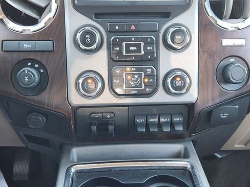Used 2014 Ford F250 Lariat w/ Lariat Ultimate Package image 15