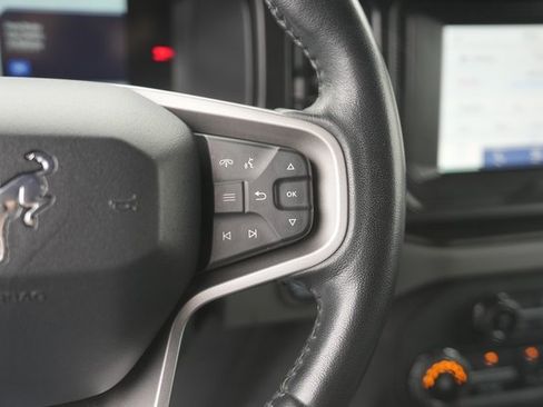 Certified 2021 Ford Bronco Black Diamond image 23