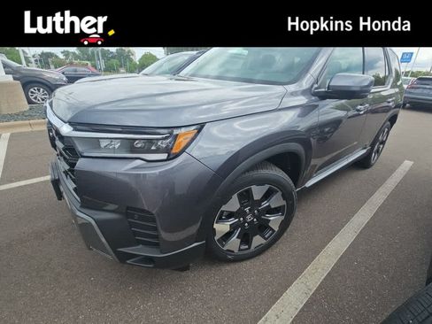 Used 2026 Honda Pilot Elite image 1
