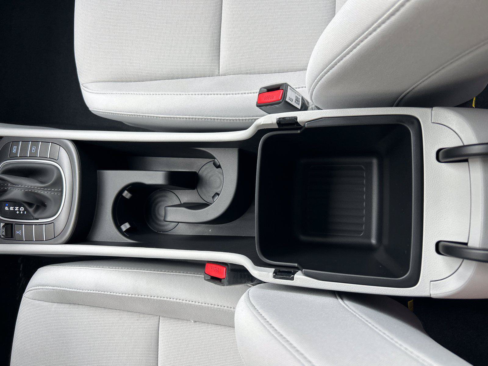 New 2027 Hyundai Kona SE AWD/4WD image 20