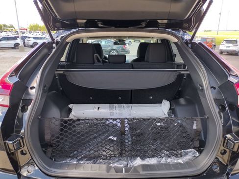 New 2026 Mitsubishi Eclipse Cross LE AWD/4WD image 8