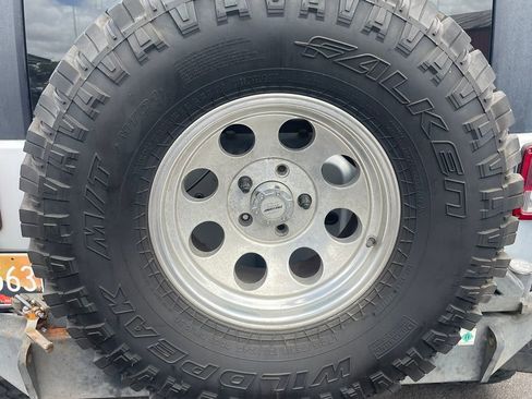 Used 2012 Jeep Wrangler Sport AWD/4WD image 14