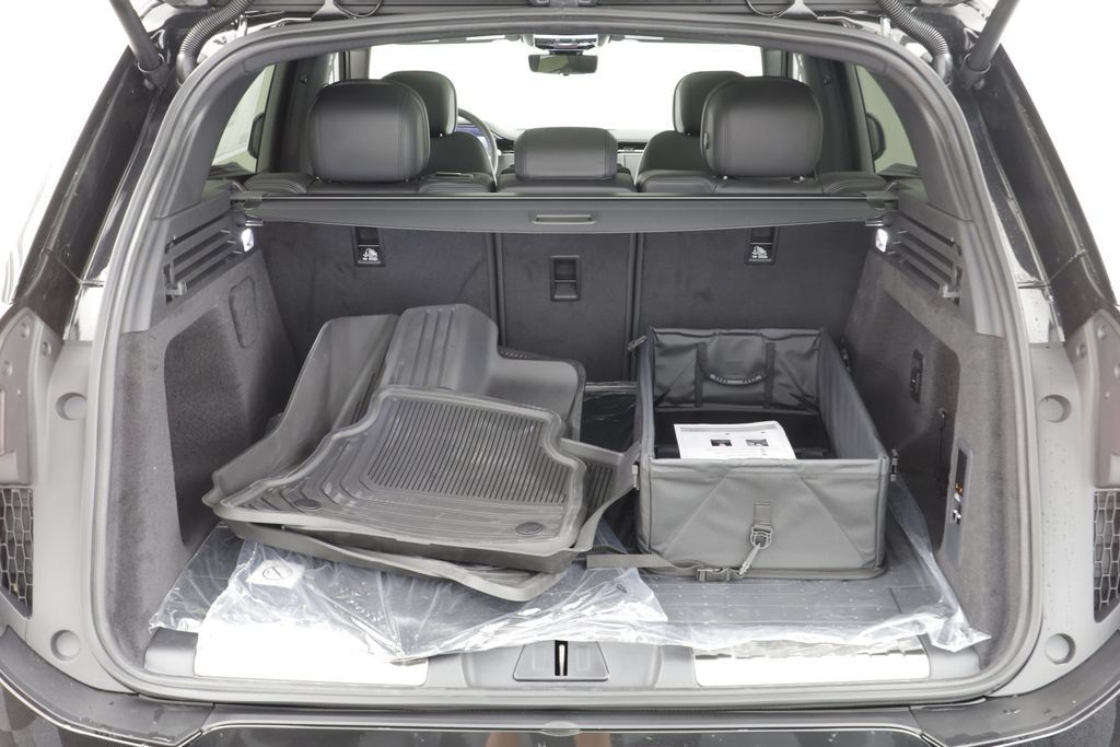 New 2027 Land Rover Range Rover Sport Dynamic SE AWD/4WD image 19