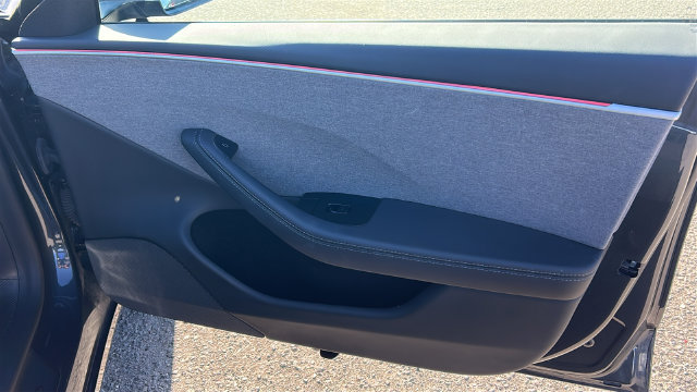 Used 2025 Tesla Model 3 Long Range RWD image 10