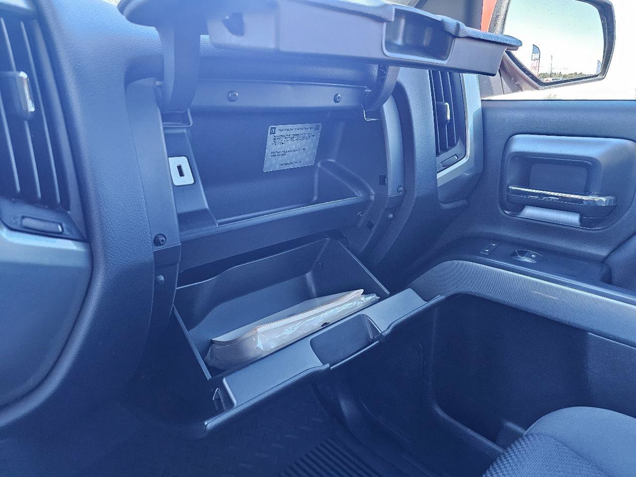 Used 2018 Chevrolet Silverado 1500 LT w/ Texas Edition AWD/4WD image 65