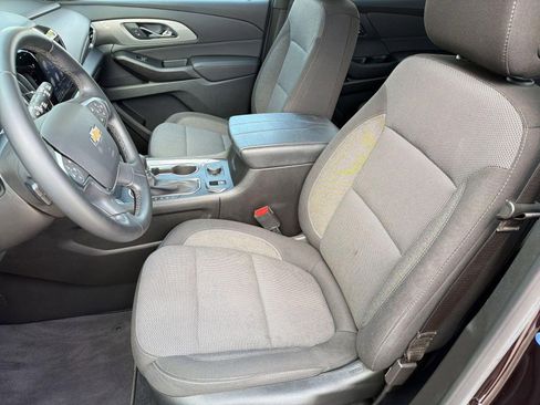 Certified 2023 Chevrolet Traverse LT FWD image 5