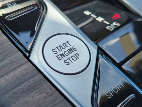 Certified 2024 BMW X5 sDrive40i w/ M Sport Package image 30