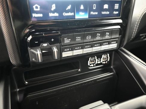 Used 2022 RAM 3500 Limited w/ Night Edition AWD/4WD image 24