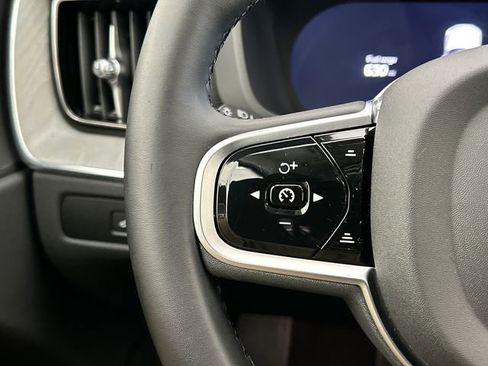 Certified 2025 Volvo XC60 B5 Plus image 14