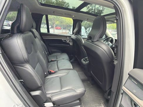Used 2025 Volvo XC90 B6 Ultra w/ Protection Package Premier AWD/4WD image 18