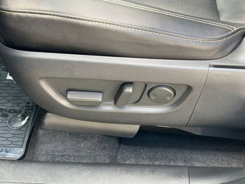 Used 2025 MAZDA CX-90 3.3 Turbo w/ Preferred Package image 17