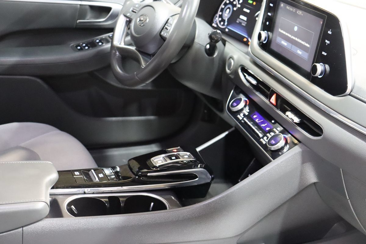 Used 2020 Hyundai Sonata SEL w/ Convenience + Sunroof Package FWD image 55