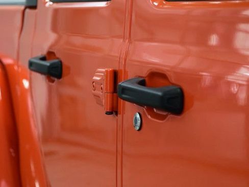 Used 2020 Jeep Gladiator Rubicon w/ LED Lighting Group image 14