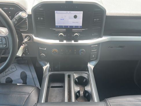 Used 2021 Ford F150 XLT AWD/4WD image 12
