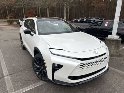 New 2025 Toyota Crown Signia