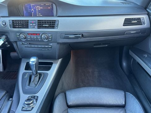 Used 2012 BMW 335i Coupe image 28