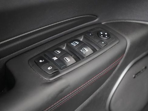 Used 2021 Dodge Durango R/T w/ Technology Group AWD/4WD image 25