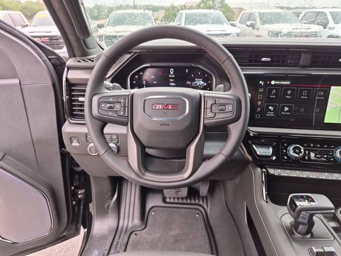 New 2026 GMC Sierra 1500 AT4X w/ LPO, Black Badging Package AWD/4WD image 35