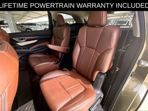 Used 2022 Subaru Ascent Touring w/ Popular Package #2A AWD/4WD image 29