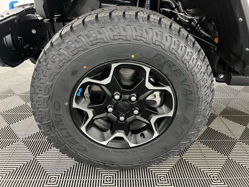 Used 2021 Jeep Wrangler Unlimited Rubicon 4xe w/ Steel Bumper Group image 10