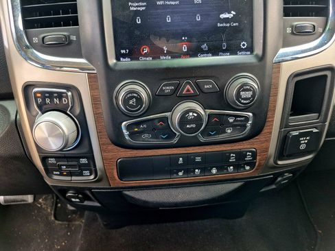 Used 2018 RAM 1500 Laramie w/ Convenience Group image 12