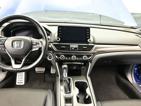 Used 2018 Honda Accord Sport image 25