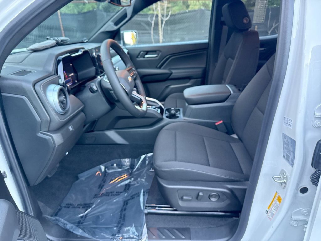 New 2026 Chevrolet Colorado LT RWD image 13