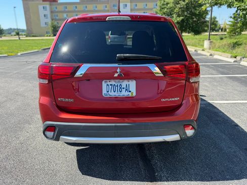 Used 2016 Mitsubishi Outlander ES FWD image 4