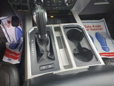 Used 2016 Ford F150 Lariat w/ Equipment Group 502A Luxury image 13