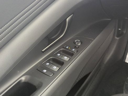 Certified 2026 Hyundai Elantra Sport FWD image 17