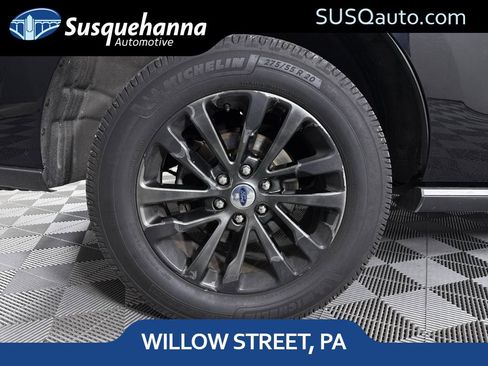 Certified 2019 Ford Expedition Limited w/ Equipment Group 301A image 19