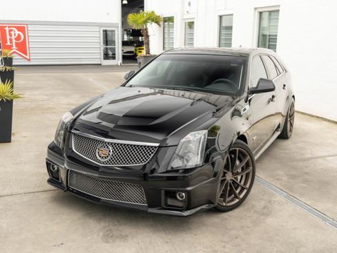 Used 2011 Cadillac CTS V w/ Wood Trim Package image 4