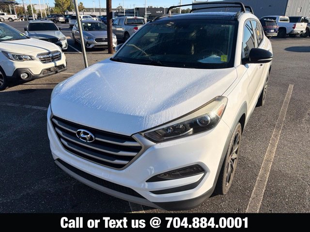 Used 2017 Hyundai Tucson Night FWD image 1
