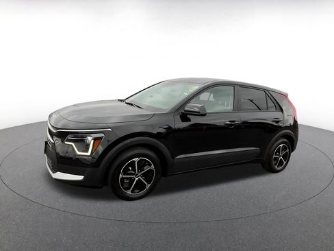 Used 2026 Kia Niro LX FWD image 8