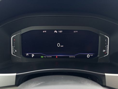 Used 2023 Volkswagen Atlas SE image 16