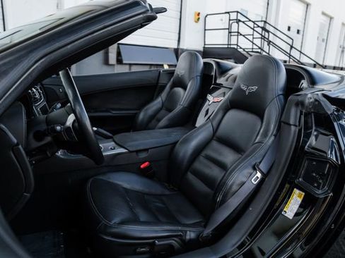 Used 2008 Chevrolet Corvette Convertible w/ Preferred Equipment Group image 4