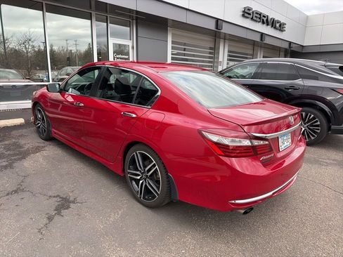 Used 2017 Honda Accord Sport image 3