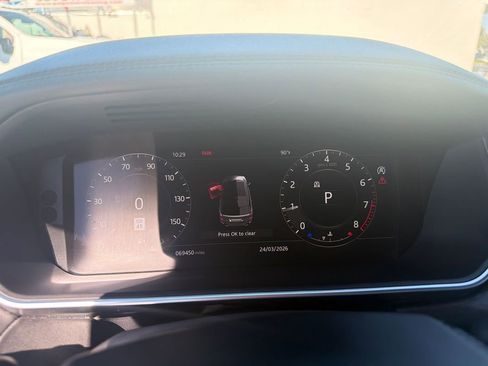 Used 2019 Land Rover Range Rover Sport HST image 21