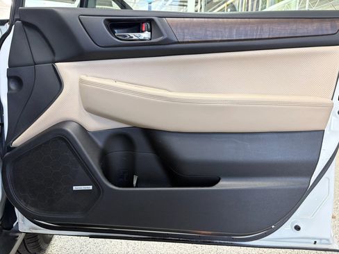 Used 2016 Subaru Outback 2.5i Limited image 31