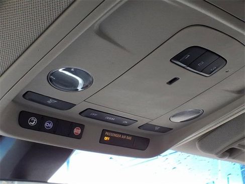 Used 2019 Cadillac XTS Luxury image 19