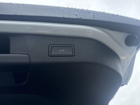 New 2025 Volkswagen ID.4 Pro S Plus image 45