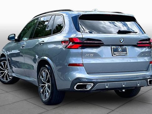 Certified 2025 BMW X5 xDrive40i w/ M Sport Package AWD/4WD image 11