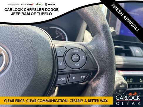 Used 2024 Toyota RAV4 XLE FWD image 16