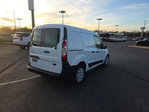Used 2022 Ford Transit Connect XL image 3