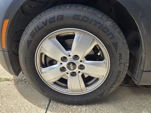 Used 2016 MINI Cooper 4-Door Hardtop FWD image 9
