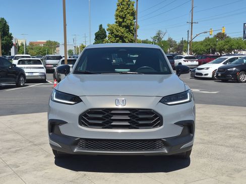 Used 2024 Honda HR-V Sport image 11