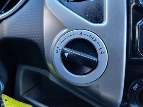 Used 2015 Toyota Tacoma 4x4 Double Cab image 27