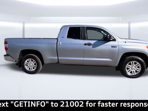 Used 2017 Toyota Tundra SR5 w/ SR5 Upgrade Package image 37